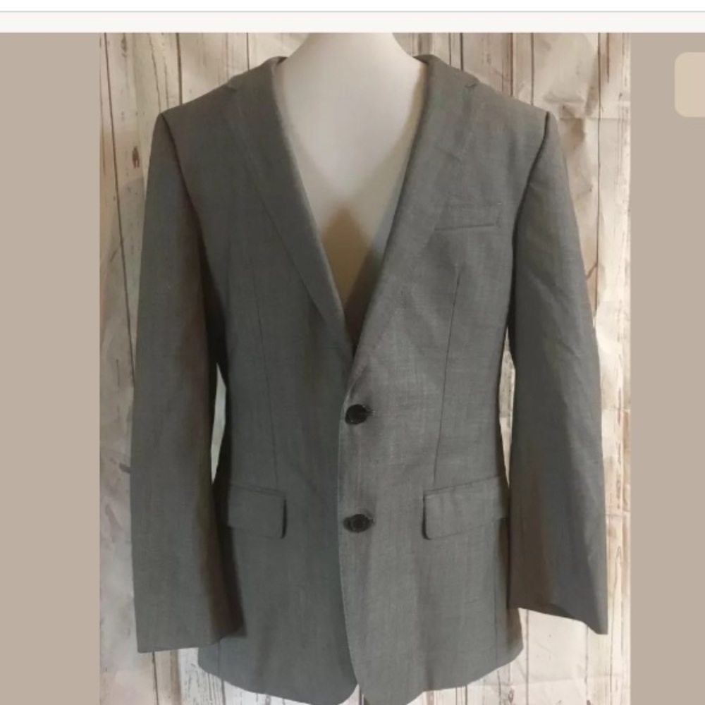 Gray HUGO BOSS suit jacket REDA Super 110
